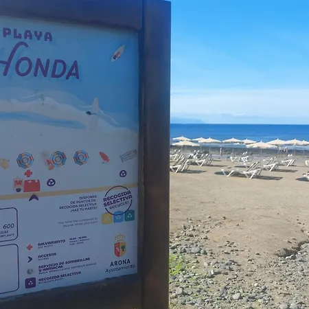 Margarita Con Piscina En Playa Honda, Playa Americas Apartmán Arona (Tenerife)