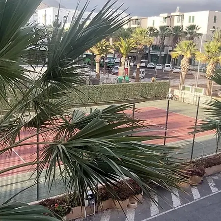 Daire Margarita Con Piscina En Playa Honda, Playa Americas *