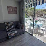 Margarita Con Piscina En Playa Honda, Playa Americas *